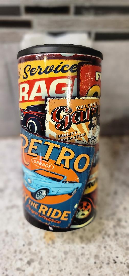 Retro Garage